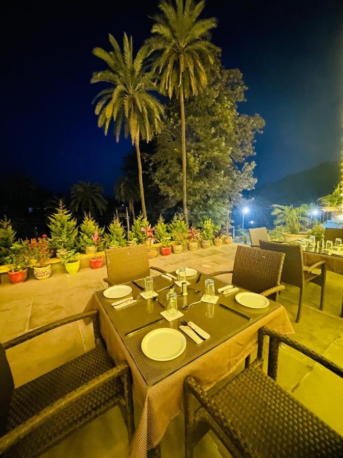 Hotel Rock Regency Mount Abu - A Boutique Rodetel Buitenkant foto
