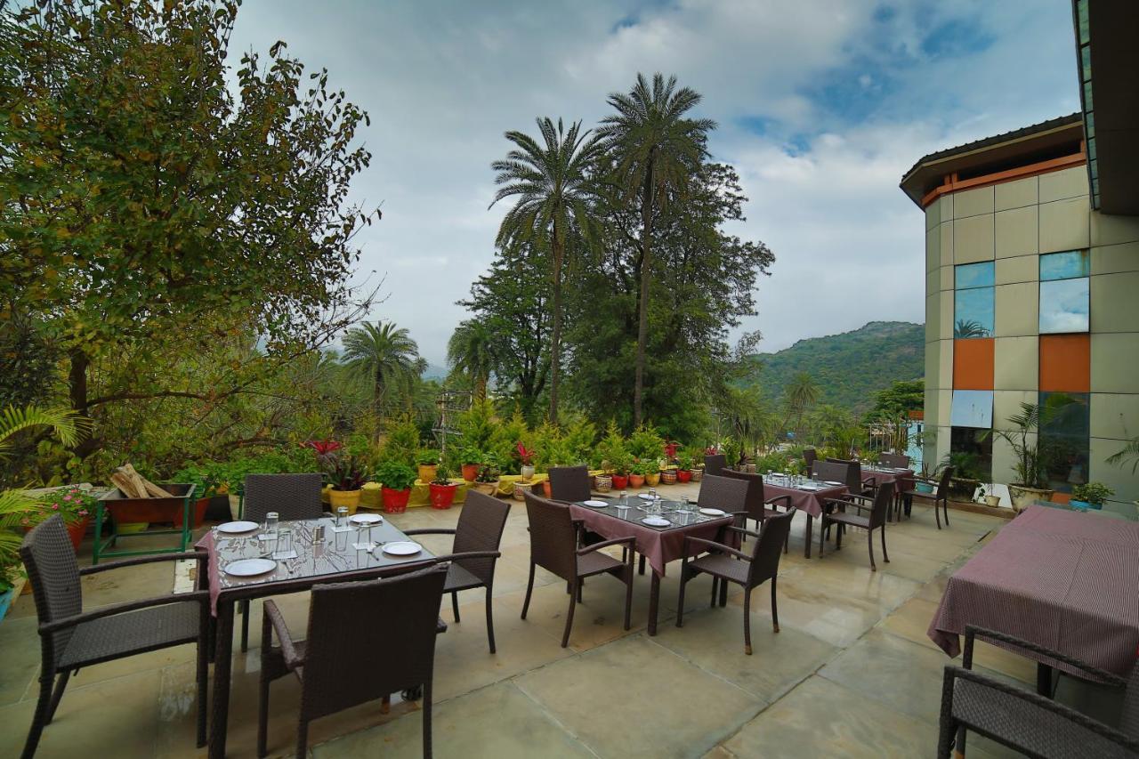 Hotel Rock Regency Mount Abu - A Boutique Rodetel Buitenkant foto
