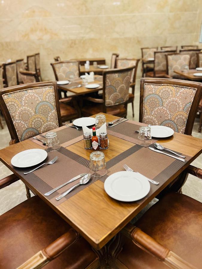 Hotel Rock Regency Mount Abu - A Boutique Rodetel Buitenkant foto